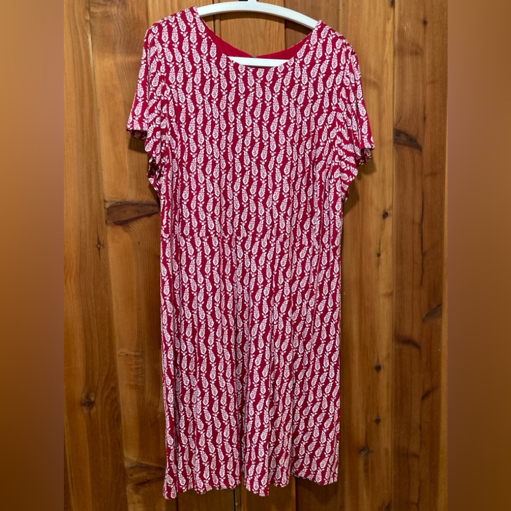 NWT Size 18 LOFT Plus Women’s Soft Red Floral Dress New